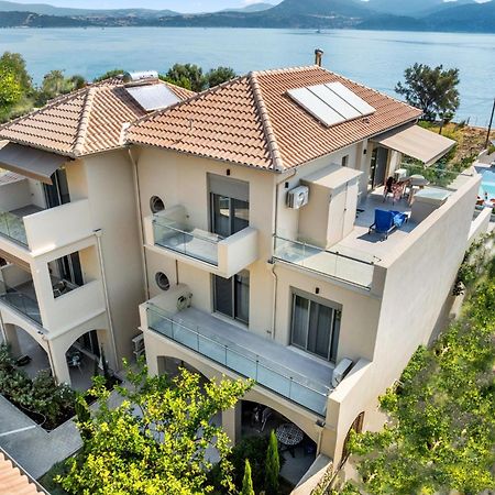Blue Symphony Suites Apartments ニキアナ エクステリア 写真