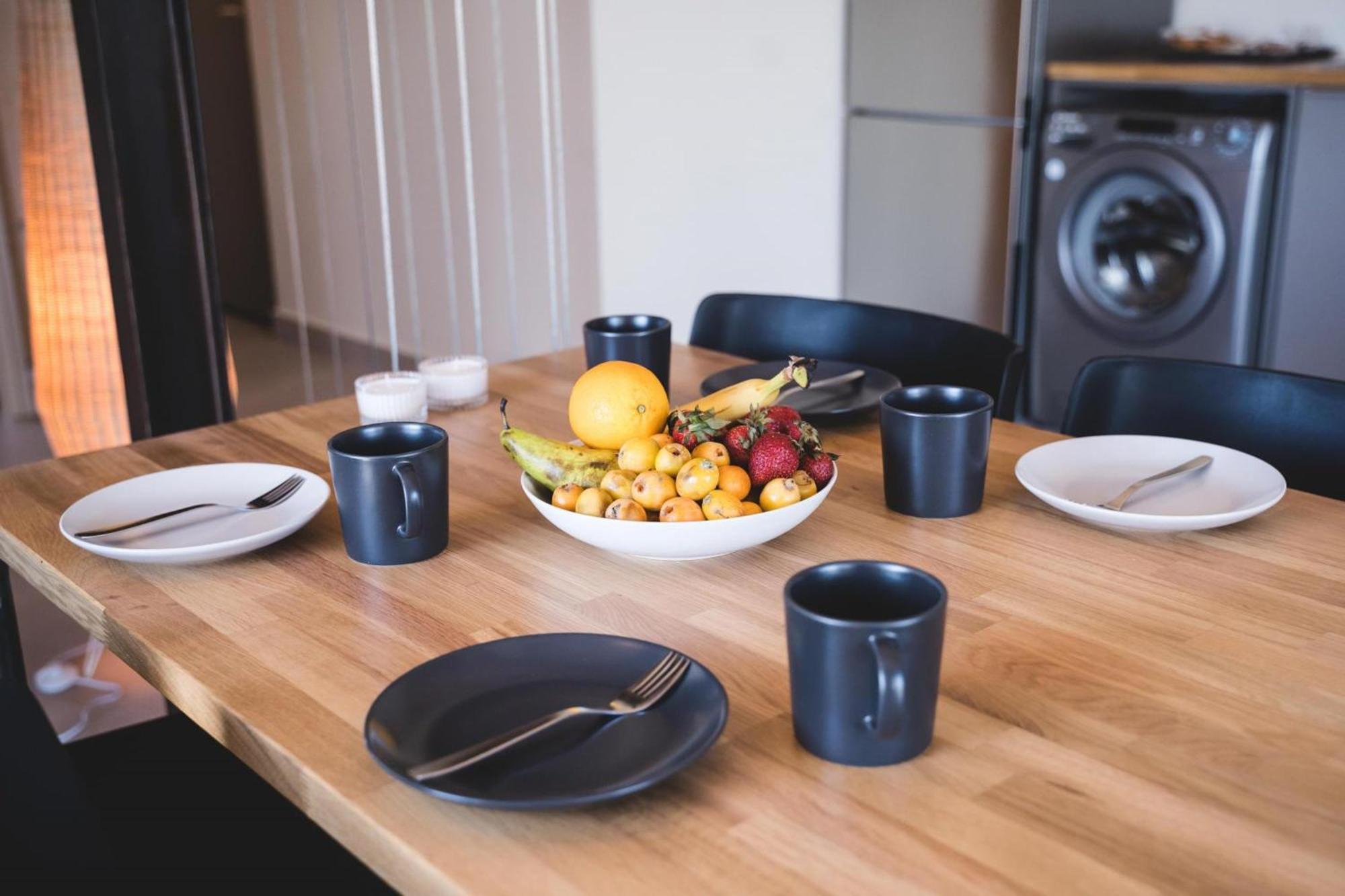 Blue Symphony Suites Apartments ニキアナ エクステリア 写真