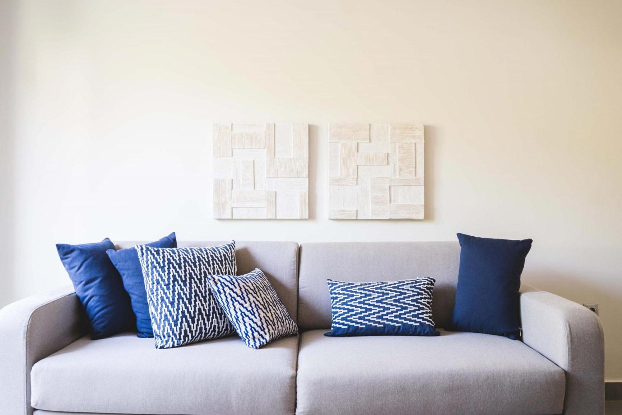 Blue Symphony Suites Apartments ニキアナ エクステリア 写真